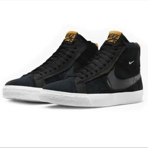 NIKE SB ZOOM BLAZER MID
